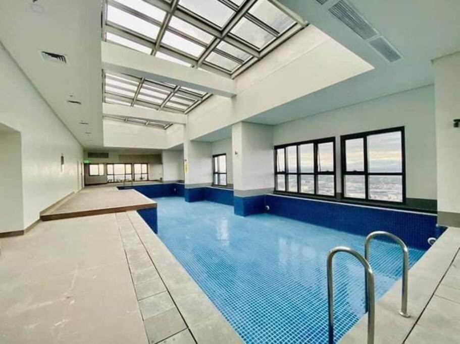 Eastwood High Life - Spectacular View Apartment *